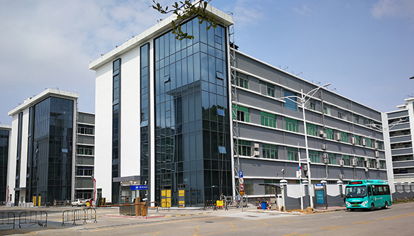 平湖智慧园区幕墙维修